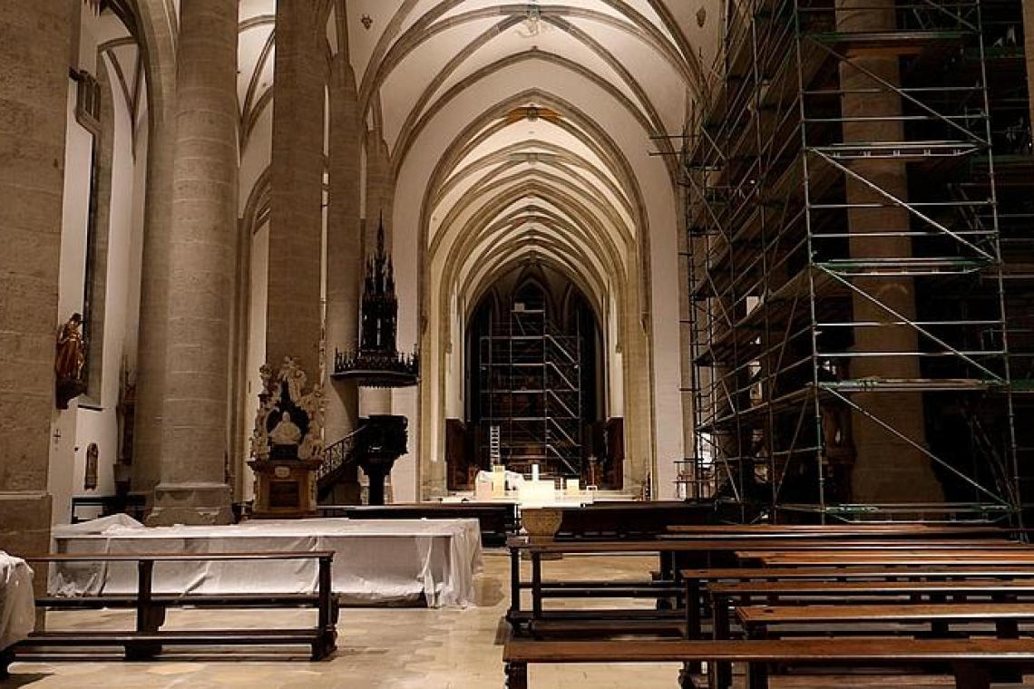 „Licht-Blick“: Nacht der offenen Kirchen in Eichstätt ermöglicht Einblick in den sanierten Dom 