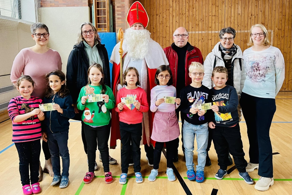 AWO Kösching spendet an Kinderhort Kösching 500 Euro 