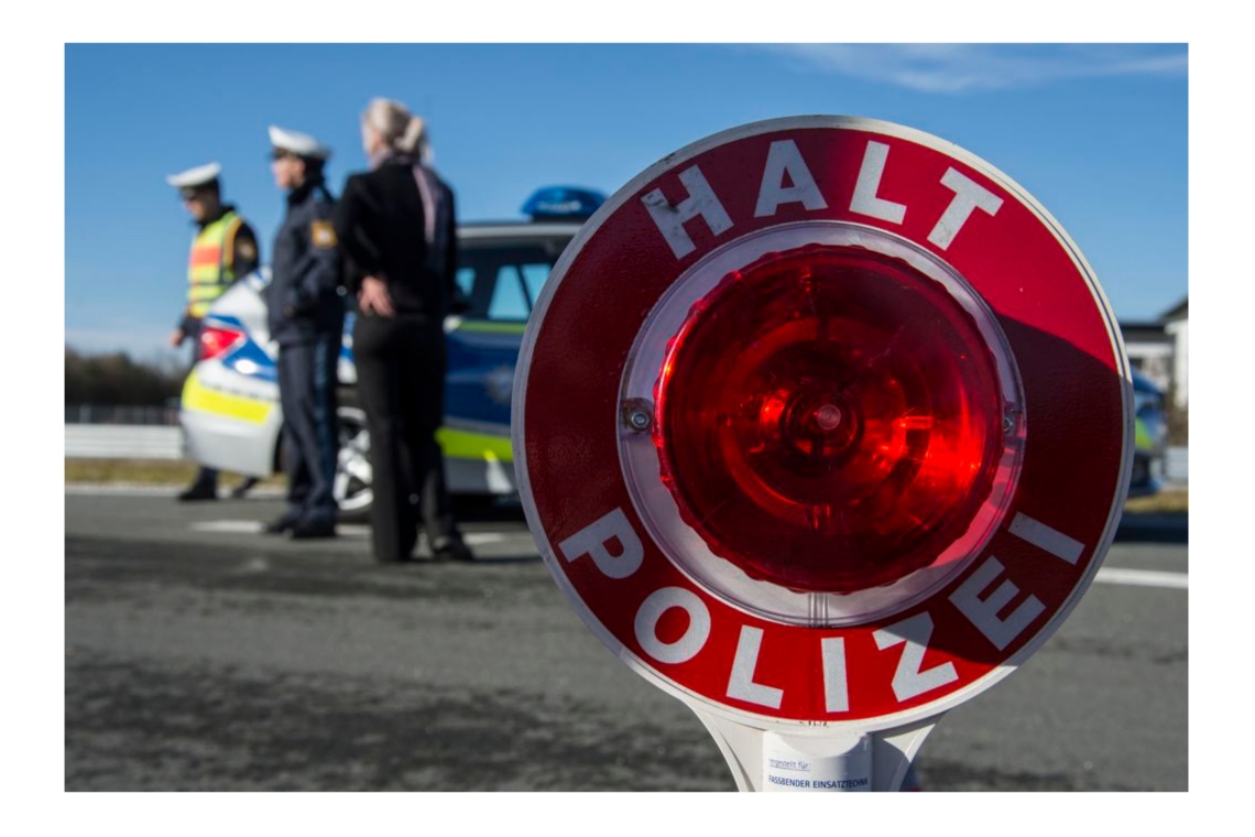 Ohne gültige Fahrerlaubnis zu schnell unterwegs 