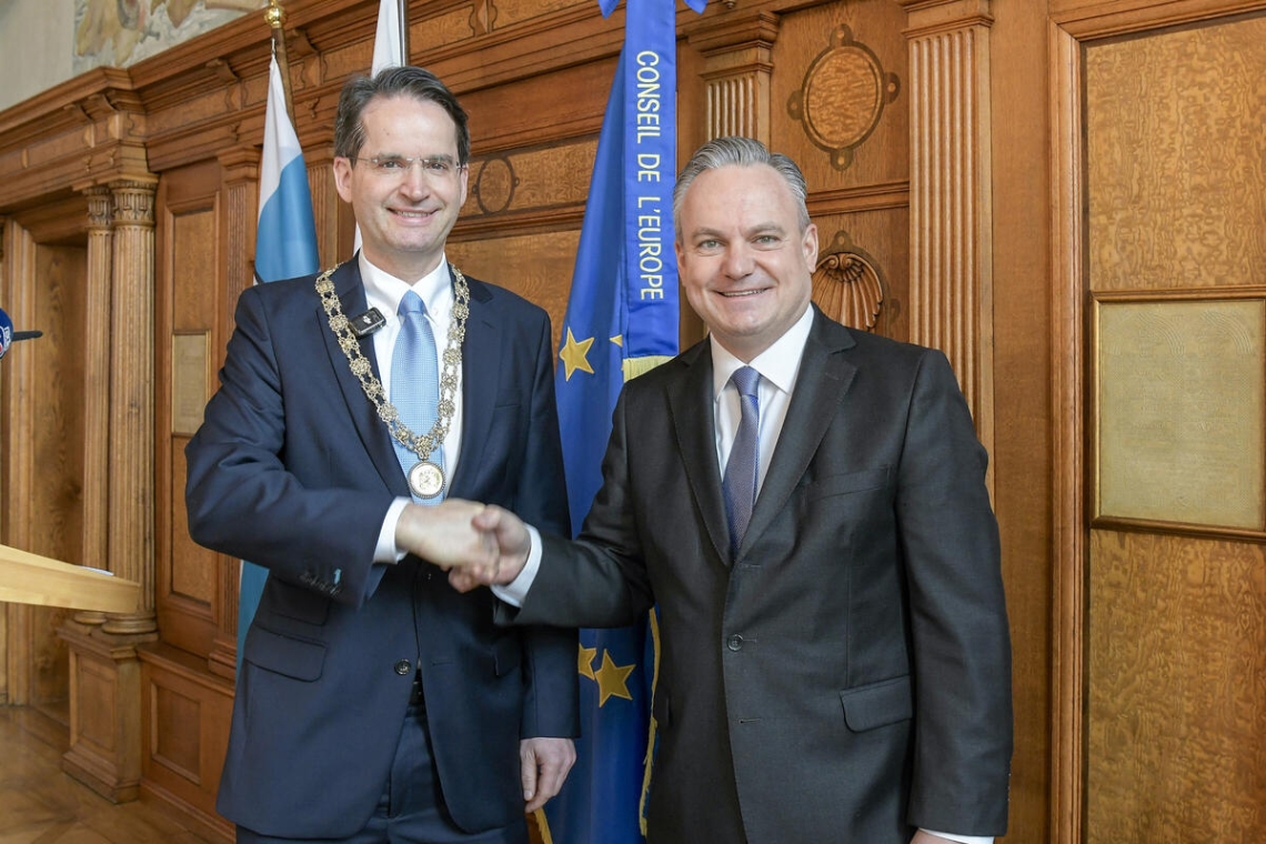 Amtsübergabe - Dr. Michael Kern ist neuer Oberbürgermeister