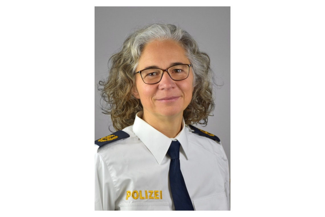 Neue Präsidentin beim Polizei­präsidium Ober­bayern Nord: Kerstin Schaller folgt auf Günther Gietl 