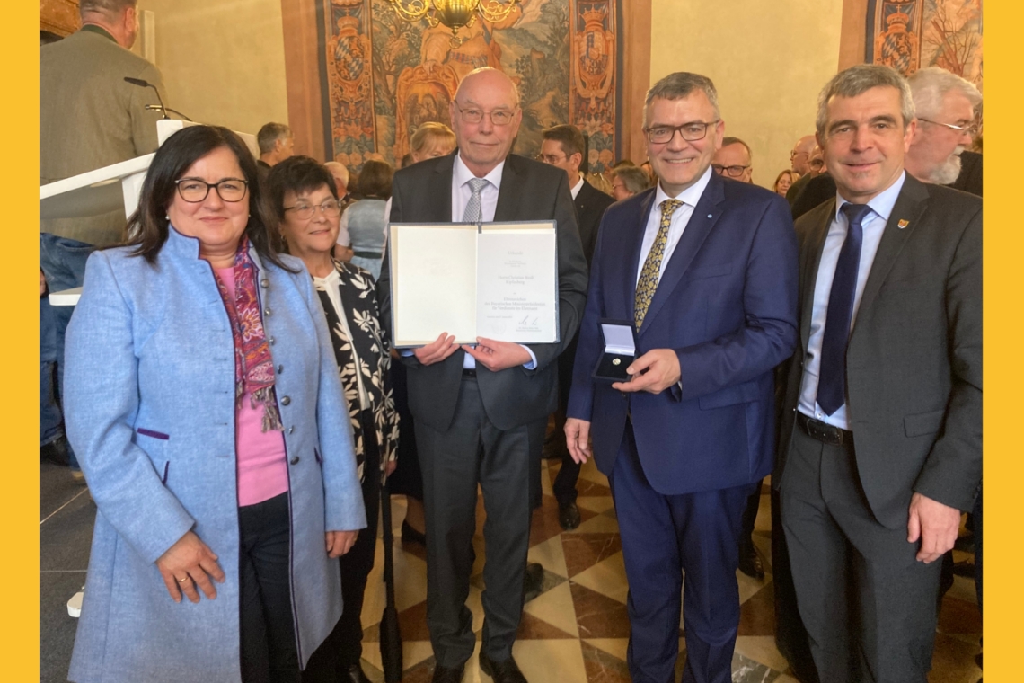 Christian Weiß mit dem Ehrenzeichen des Bayerischen Ministerpräsidenten ausgezeichnet 