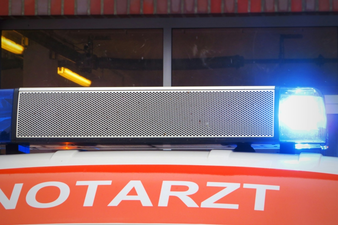 3-Jähriger in Pool gefallen 