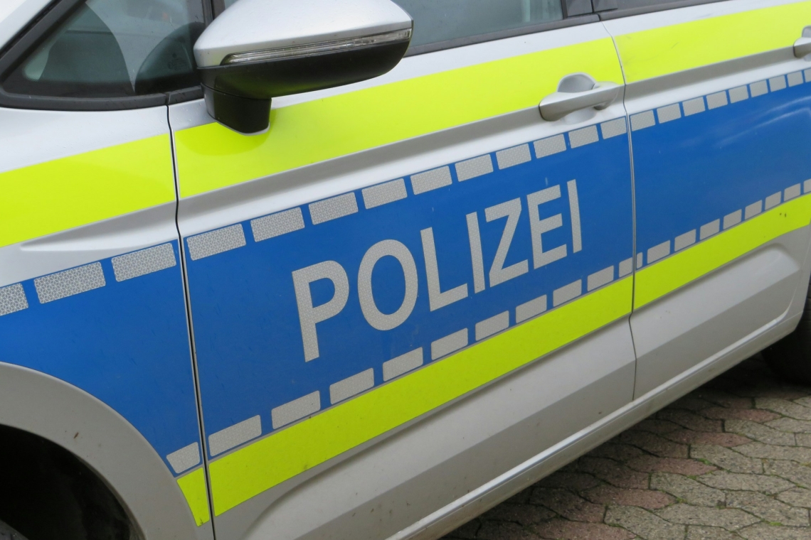 Rettungswagen mit Laserpointer geblendet 