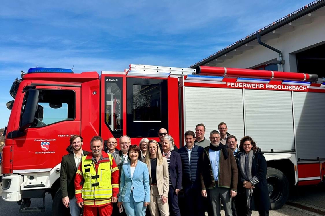 Eine Delegation der Arbeitsgemeinschaft Solidarischer Hochwasserschutz war zu Besuch im niederbayerischen Ergoldsbach 