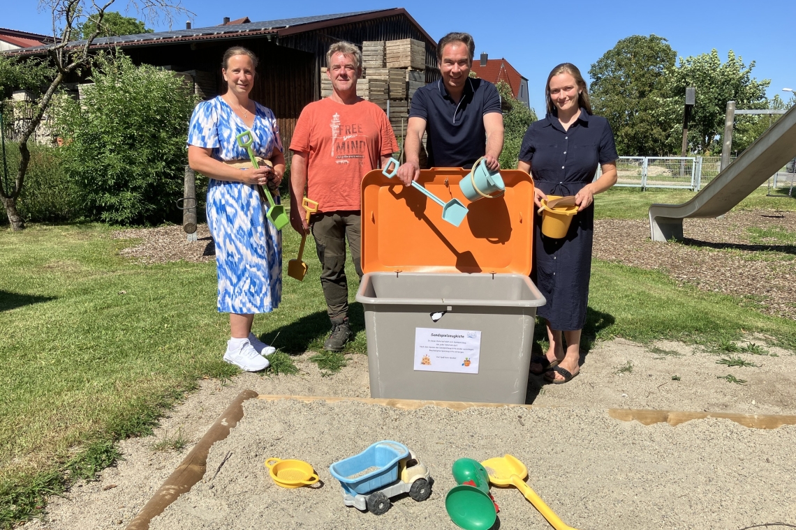 Spielzeugkisten für den Spielplatz