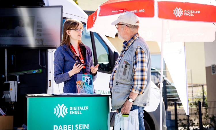 Digitaler Engel macht Station in Neuburg 