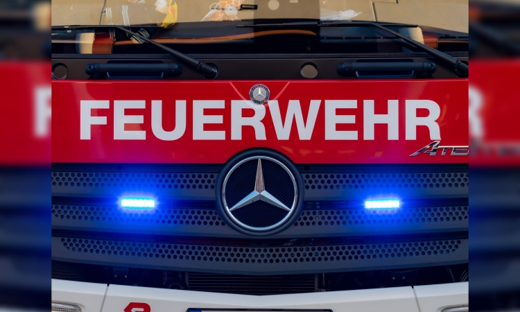 Bus ausgebrannt und knappe 100.000 Euro schaden 