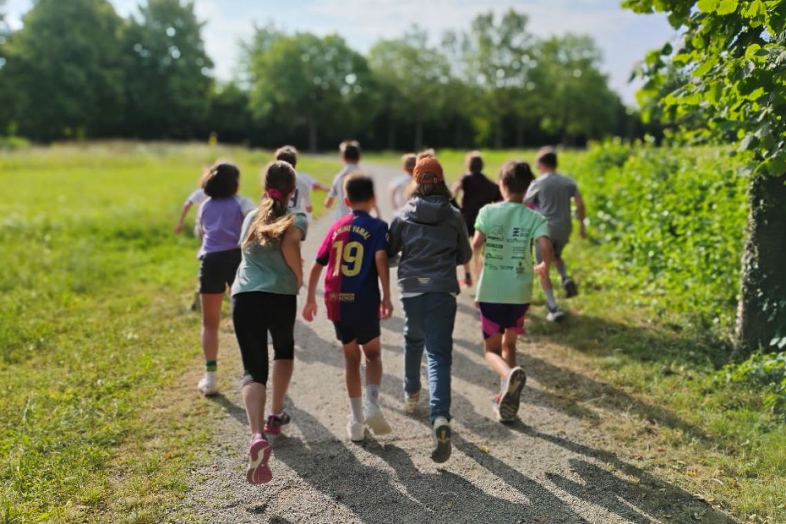 Laufbegeisterung beim Afrikalauf der Montessorischule 