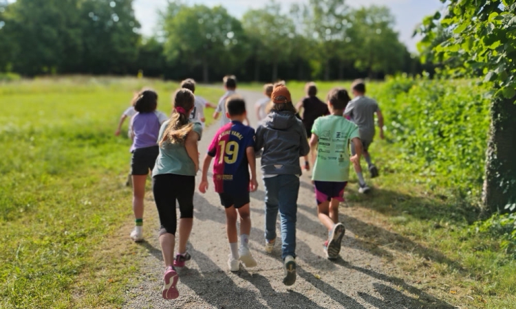 Laufbegeisterung beim Afrikalauf der Montessorischule 