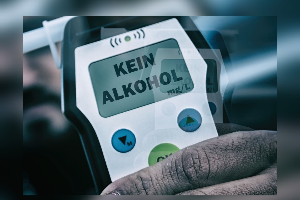 Betrunkener Radler stürzt und verletzt sich in Lenting 