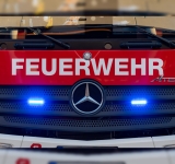Der Brand eines Anhängers erforderte einen umfangreichen Einsatz der Feuerwehr 