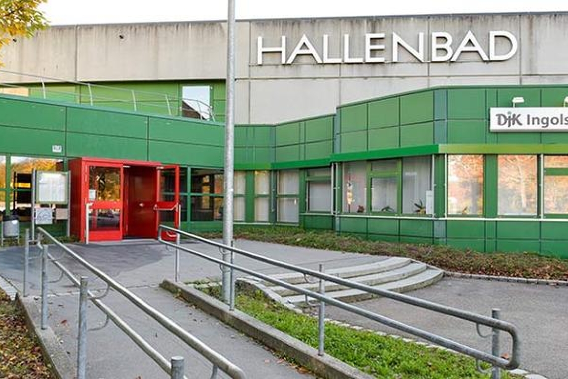  Frauenschwimmtag im Hallenbad Südwest